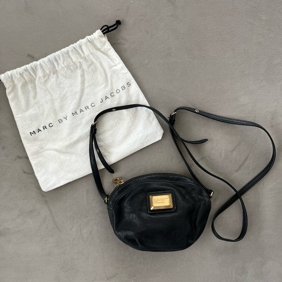 Marc By Marc Jacobs Bags Marc By Marc Jacobs Round Crossbody Poshmark